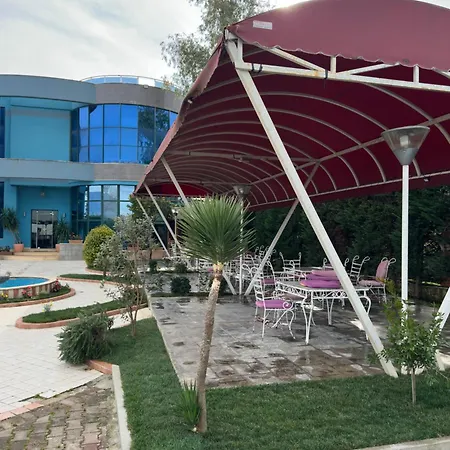 Hotel Kleo Rinas