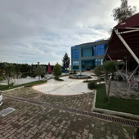Kleo Hotel Rinas