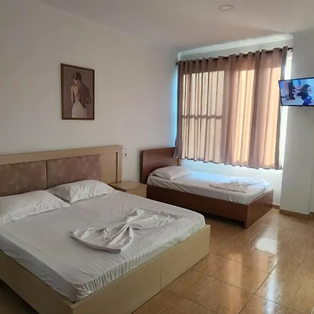 Kleo Hotel